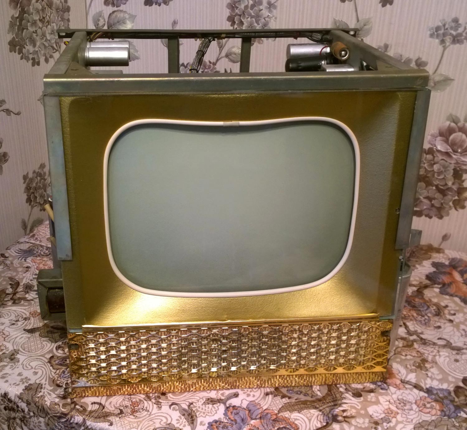 Телевизор рекорд черный. Телевизор рекорд 345. Телевизионный приёмник янтарь 1956. Телевизор рекорд 1956. Телевизор рекорд ц 275.