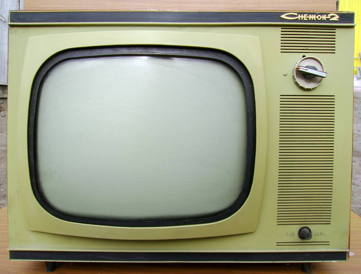 Телевизор рекорд черный. Старый телевизор Горизонт 303. Телевизор снежок 301. Телевизор рекорд 64. Рекорд 64-2 телевизор.